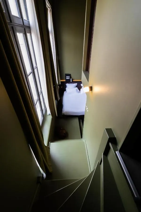 Albergue Pilo Lyon Hostal