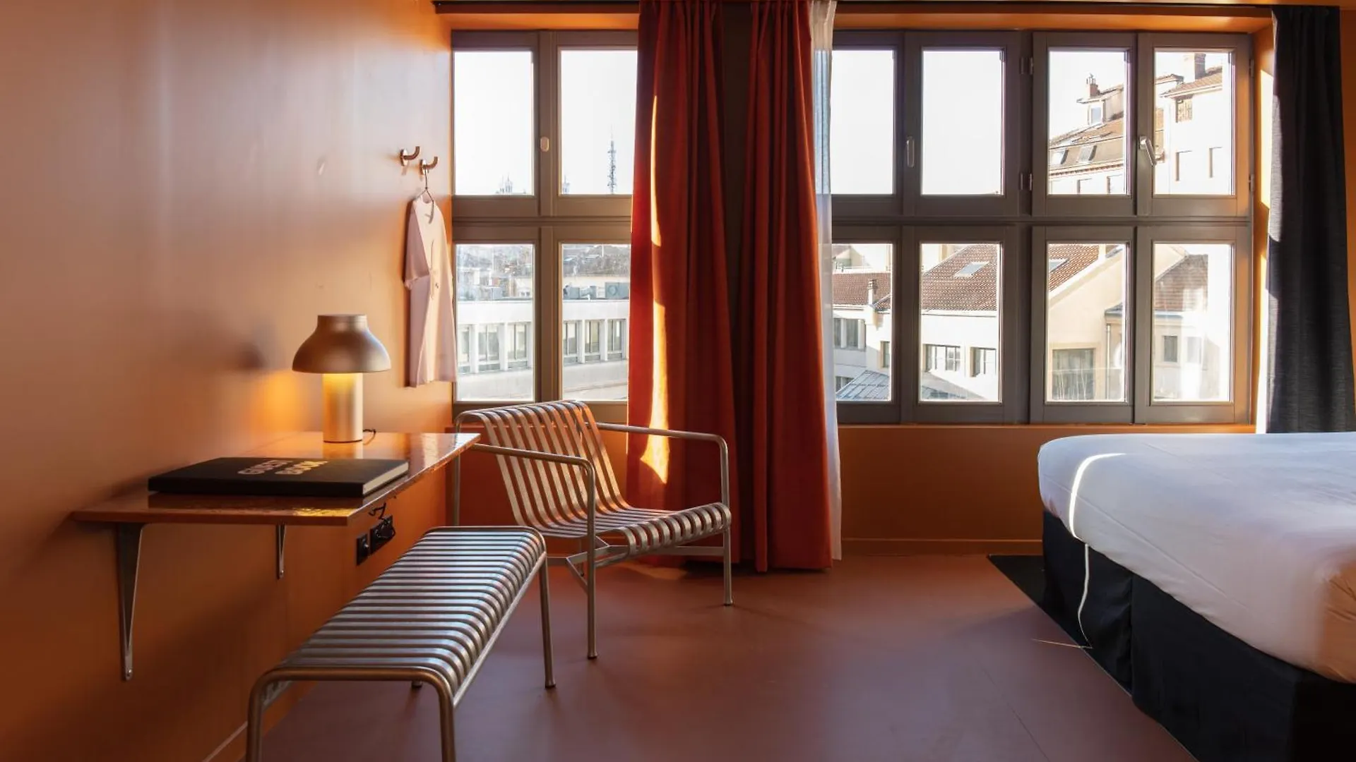 Hostal Albergue Pilo Lyon Francia